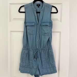 Mossimo Chambray Romper/size XS